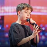 12 Year Old Receives Standing Ovation After Incredible Display Of Raw Vocal Talent