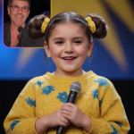 Simon Cowell couldn’t hide his smile since this little girl come on the stage. She sang the cute song that fit her personality.🐵🤩