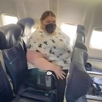 Woman tries to take her seat on a plane – but she refuses, and what happens next has the internet is divided